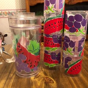 New watermelon pitcher & 7 glasses